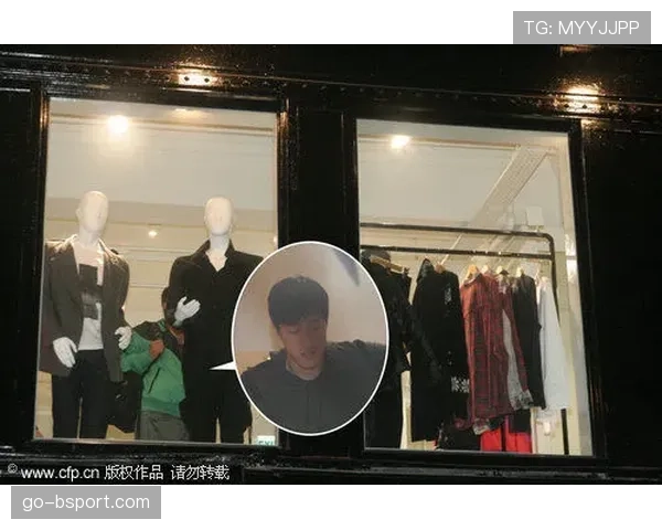 高磊训练完直接去奢侈品店扫货，这自律和消费欲也太分裂了